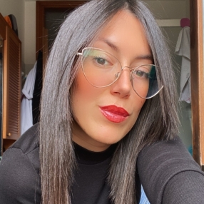Giorgia, Babysitter a Garbagnate milanese