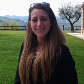 Fabiola, Babysitter a Montecchio