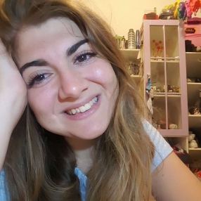 Elisa, Babysitter a Viterbo