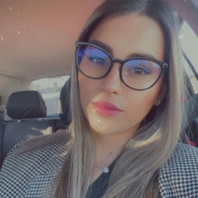 Klea, Babysitter in Fiume Veneto