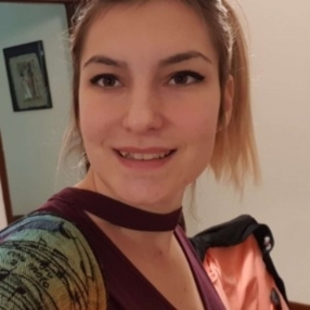Alexandra, Babysitter a Civitavecchia