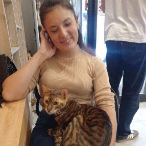 Paola, Babysitter a Firenze