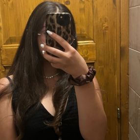 Chiara, Babysitter a Provincia di Imperia