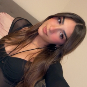 Giulia, Babysitter in Uta