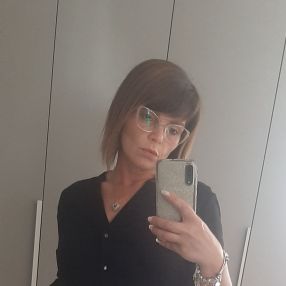 Monica, Babysitter a Città Metropolitana di Napoli