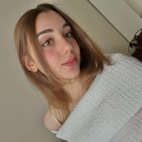 Arianna, Babysitter a Casamicciola Terme