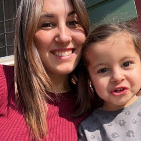 Sara, Babysitter a Medole