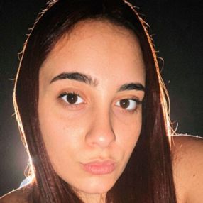 Lucia, Babysitter a Siniscola