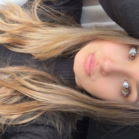 Genny, Babysitter a Riva Ligure