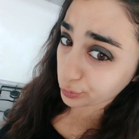 Silvia, Babysitter a Provincia di Caserta