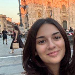 Karola, Babysitter a Nova Milanese