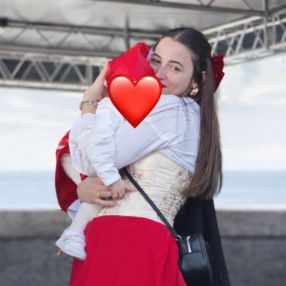 Paola, Babysitter a Portoferraio