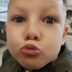 Alexandra, Babysitter in Giulianova