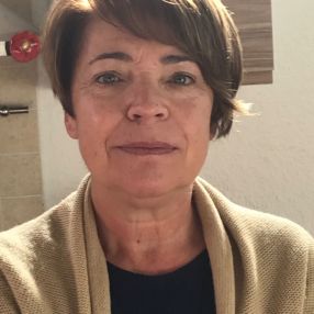 Veronique, Babysitter in Squinzano