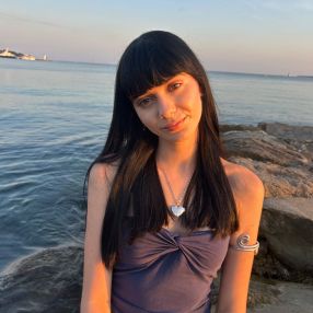Eleonora, Babysitter a Budrio