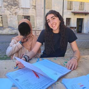Sara, Babysitter a Guastalla