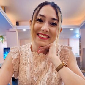 Laura, Babysitter in Oristano