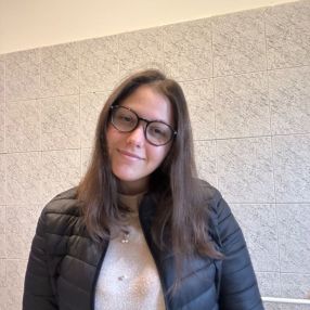 Giulia, Babysitter a Verona
