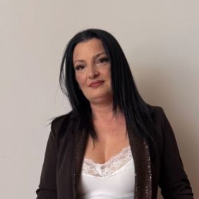 Giulia, Babysitter a Casal di Principe
