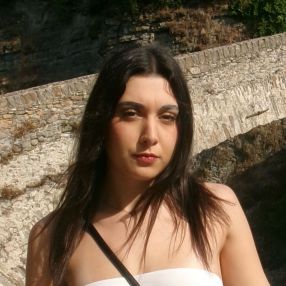 Ginevra, Babysitter in Pietra Ligure