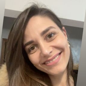 Debora, Babysitter a Castelliri