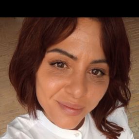 Manuela, Babysitter a Catanzaro