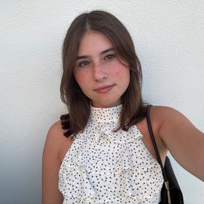 Sara, Babysitter a Valsamoggia