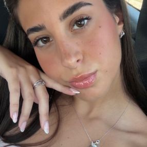Zoe, Babysitter in Monastir
