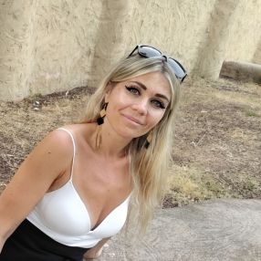 Melania, Babysitter a Moncalieri