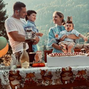 Monica, Famiglia a Milano