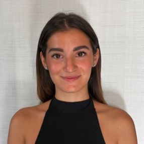 Ginevra, Babysitter a Gragnano Trebbiense