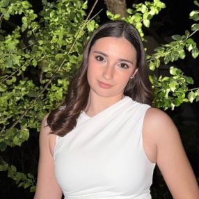 Sofia, Babysitter in San Cesario di Lecce