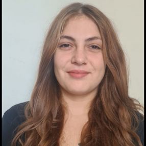 Naida, Babysitter in Terni
