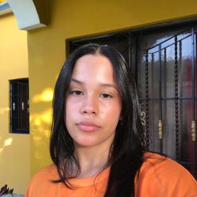 Ysmairi Alex Sandra, Babysitter a Pescate