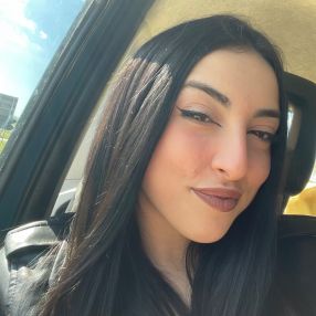Nicole Aurora, Babysitter a Canicattì