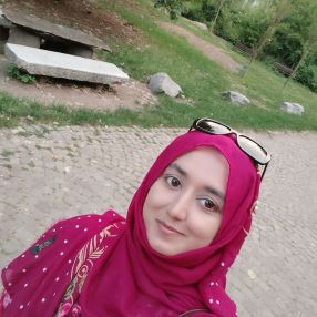 Maham, Babysitter a San Vittore Olona