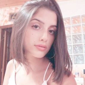 Anna, Babysitter a Giffoni Valle Piana