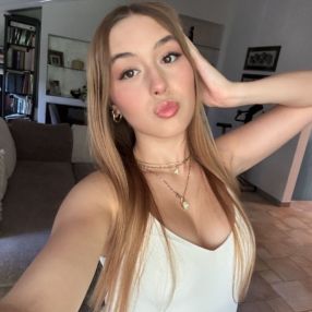 Ambra, Babysitter in Castelnuovo Rangone