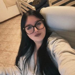 Jessica, Babysitter a Esine