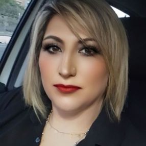 Rosanna, Babysitter a Gravina di Catania
