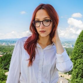 Elena, Babysitter in Castelletto sopra Ticino
