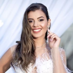Denise, Babysitter a Vibo Valentia