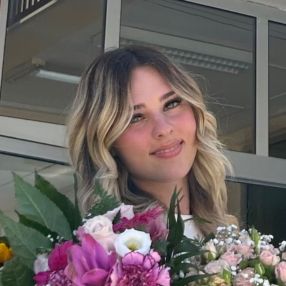 Ilaria, Babysitter a Giovinazzo