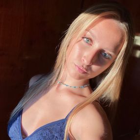 Sara, Babysitter a Provincia di Como