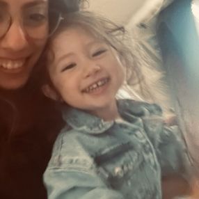 Carmela, Babysitter a Licata