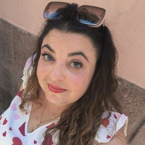 ELISABETTA, Babysitter a Bosa