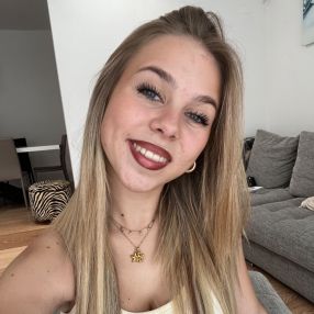 Gioia, Babysitter in Cogollo del Cengio