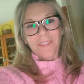 Mirella, Babysitter a Manocalzati