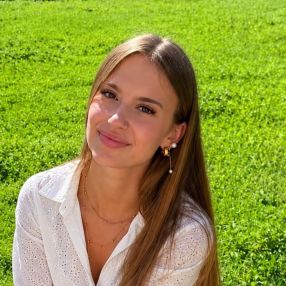 Martina, Babysitter a San Nicolò