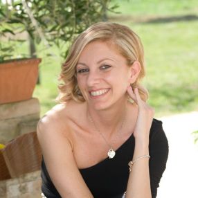 Elisabetta, Babysitter a Macerata